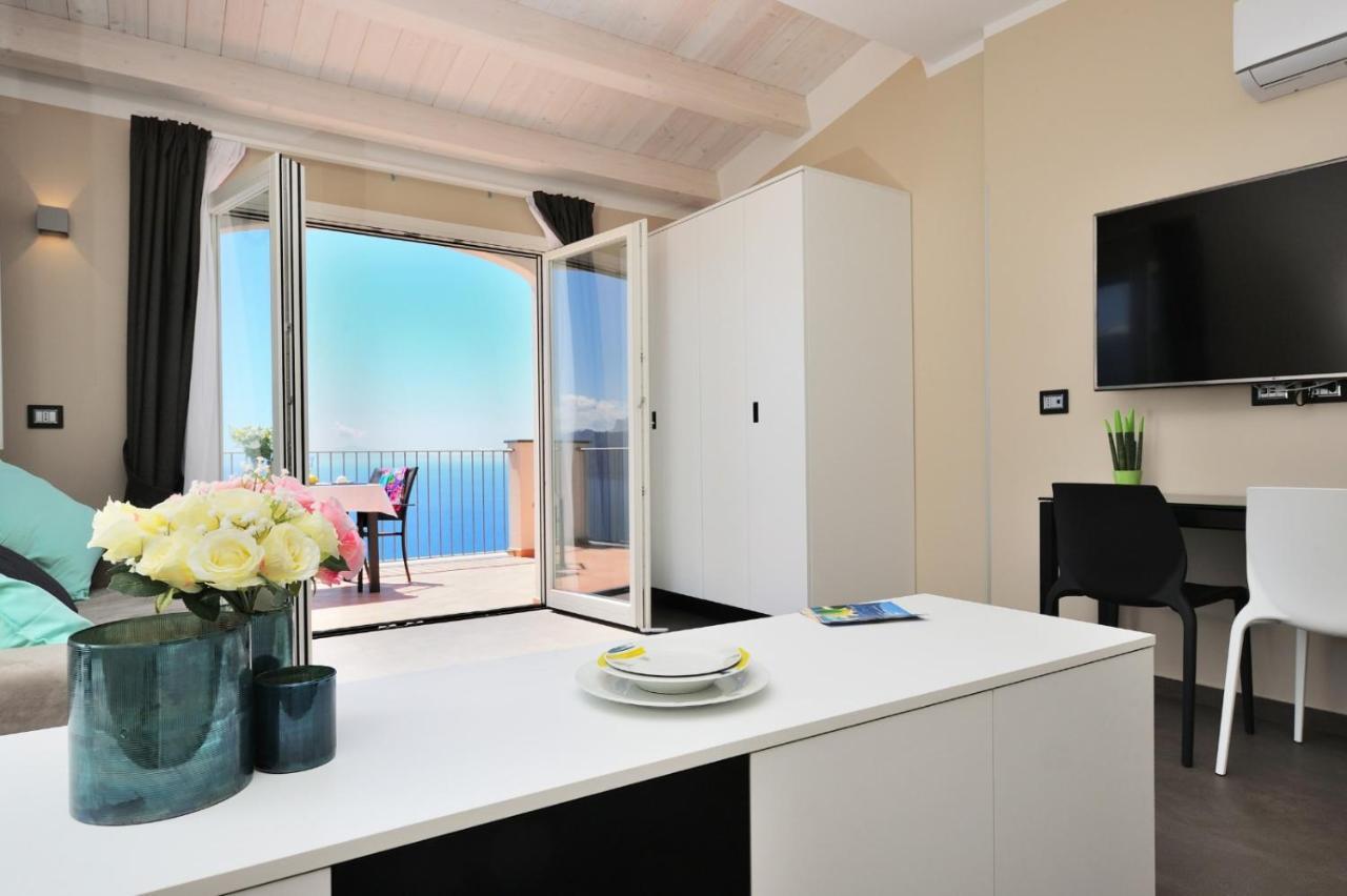 Amalfi Blu Retreat Daire Dış mekan fotoğraf